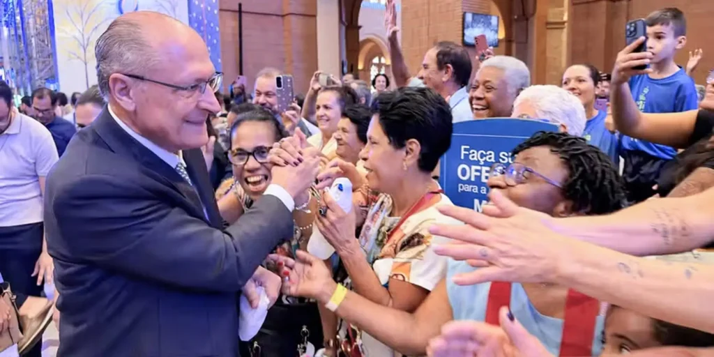 Alckmin defende isenção da Justiça Eleitoral e liberdade de expressão