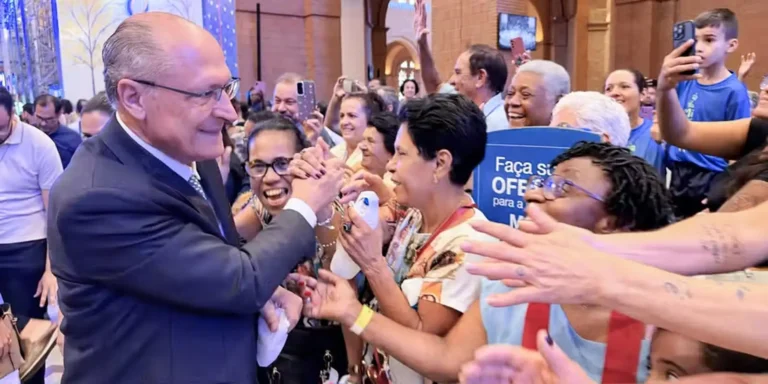 Alckmin defende isenção da Justiça Eleitoral e liberdade de expressão