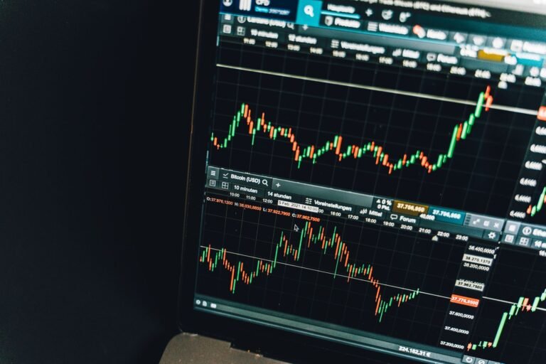 Bitcoin volta a subir, mas Strategy pode ficar fora da festa