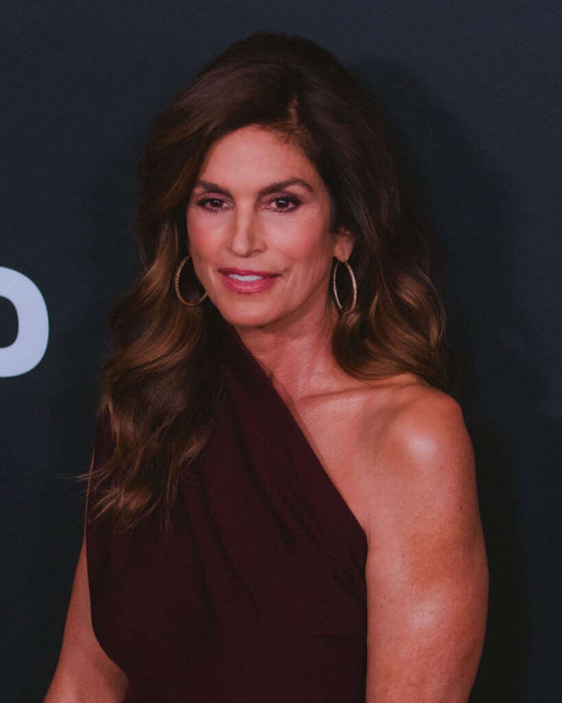 Cindy Crawford fala pela primeira vez sobre morte do filho: 'Estou arrasada'