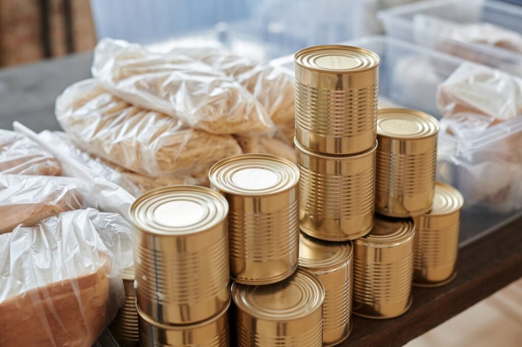 Cortes em programas sociais alimentam rejeição a Trump nos EUA