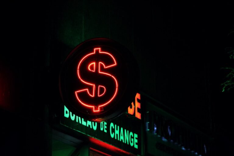 Crédito no Brasil atinge R$ 7,4 trilhões em setembro, diz BC