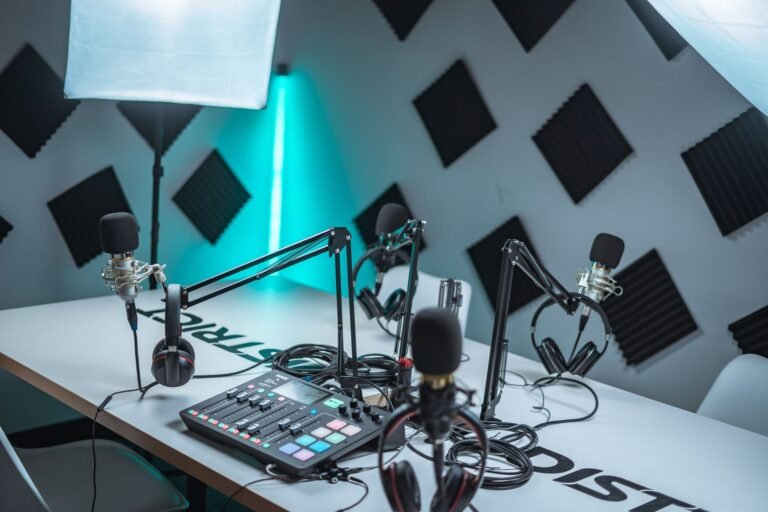 Eduardo Bolsonaro diz em podcast dos EUA que urnas podem ser fraudadas