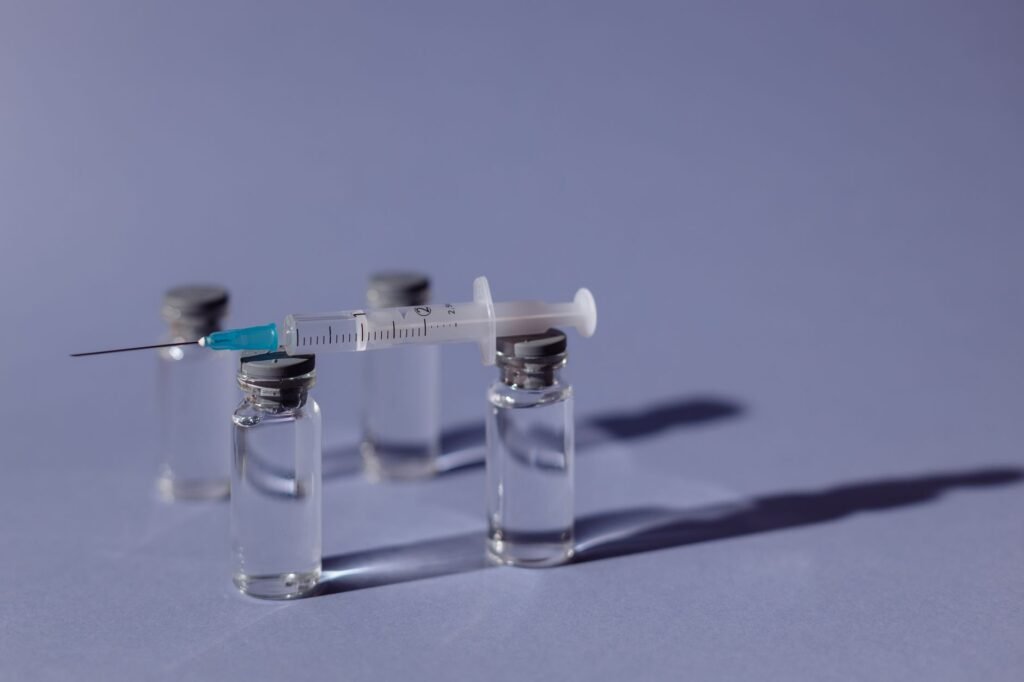 Estudo no Brasil testa tratamento injetável inédito contra HIV a cada 4 meses