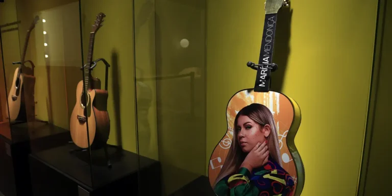 Exposição sensorial sobre Marília Mendonça é aberta no MIS em SP