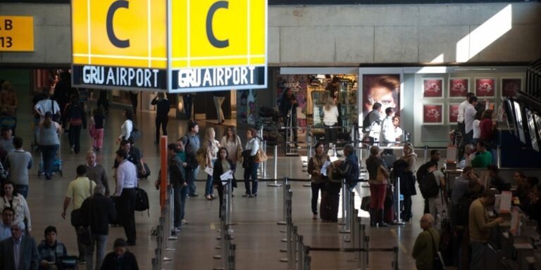 Finados: 2 milhões de passageiros devem passar por aeroportos do país