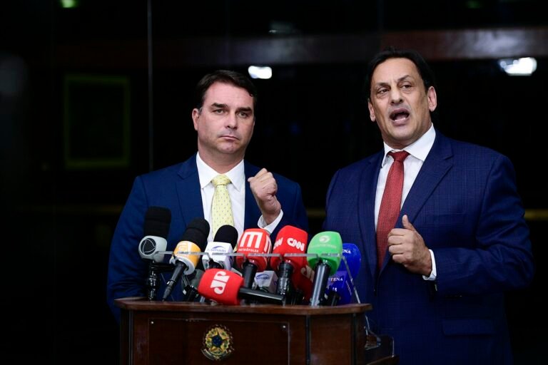 Flávio Bolsonaro, candidato do PL à Presidência, faz campanha no Amazonas e no Pará