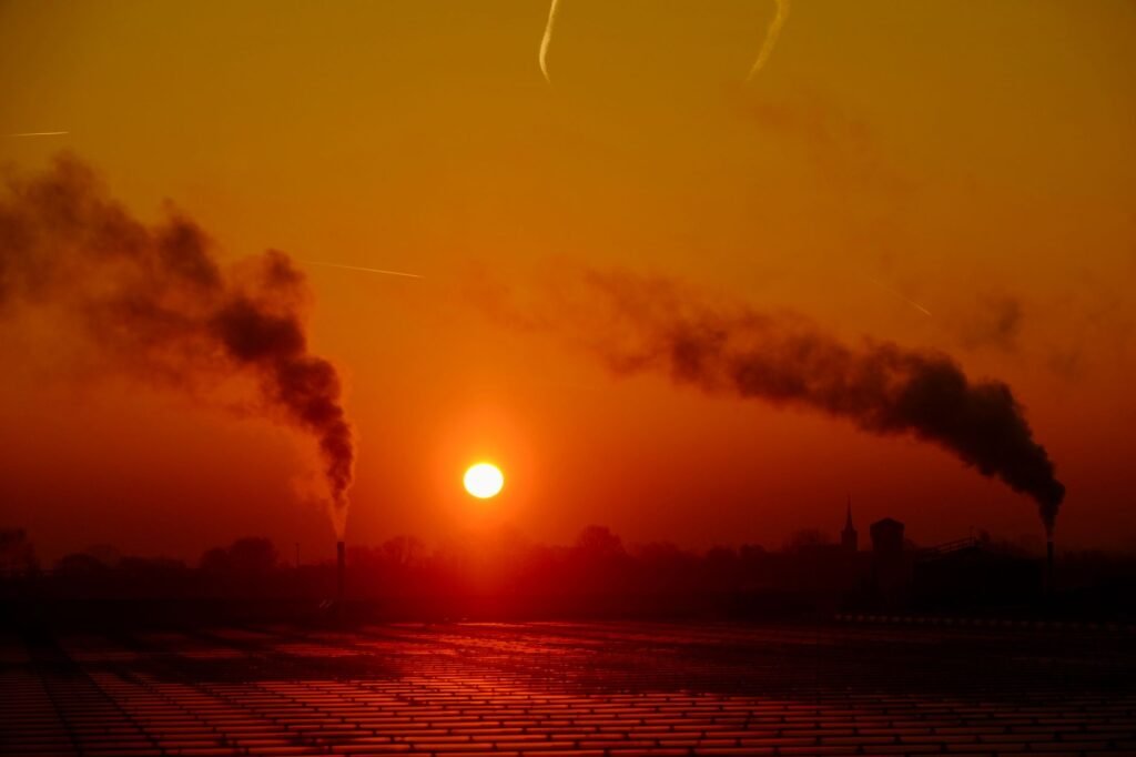Gases do efeito estufa atingem níveis recordes na atmosfera em 2025