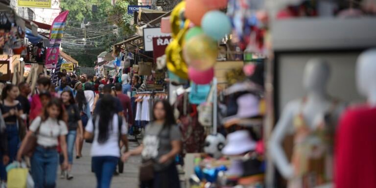 Governo anuncia perdão de dívidas e pacote de estímulo para MEIs