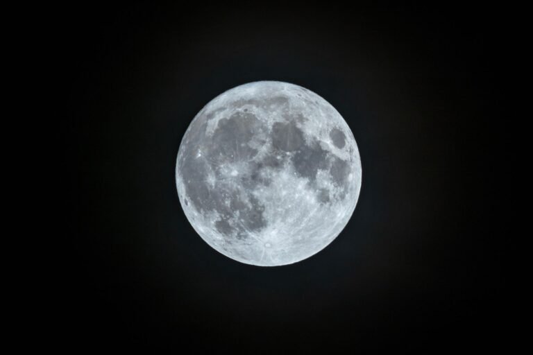 Lua hoje: confira a fase da Lua desta segunda-feira 26/10/2026