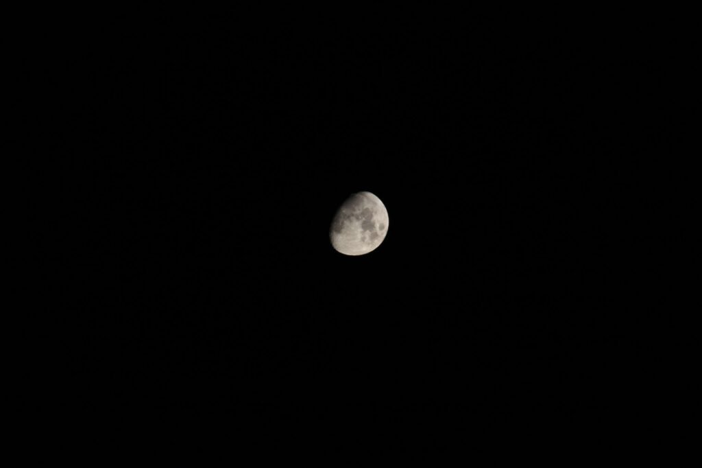 Lua hoje: confira a fase da Lua deste sábado 24/10/2026