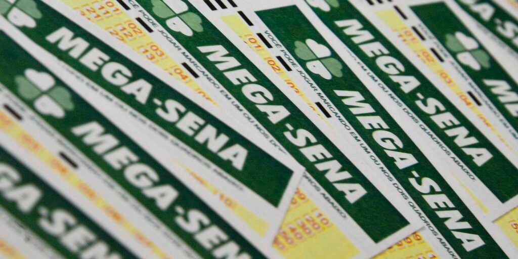 Mega-Sena acumula e prêmio sobe para R$ 6 milhões