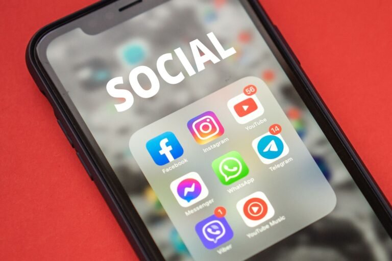 Meta faz acordo em processo sobre redes sociais e saúde mental