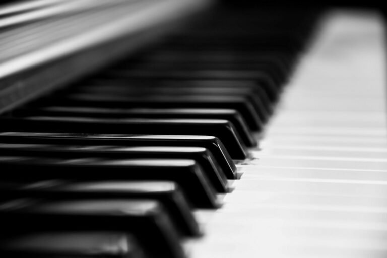 Morre o cantor e pianista Benito di Paula aos 84 anos