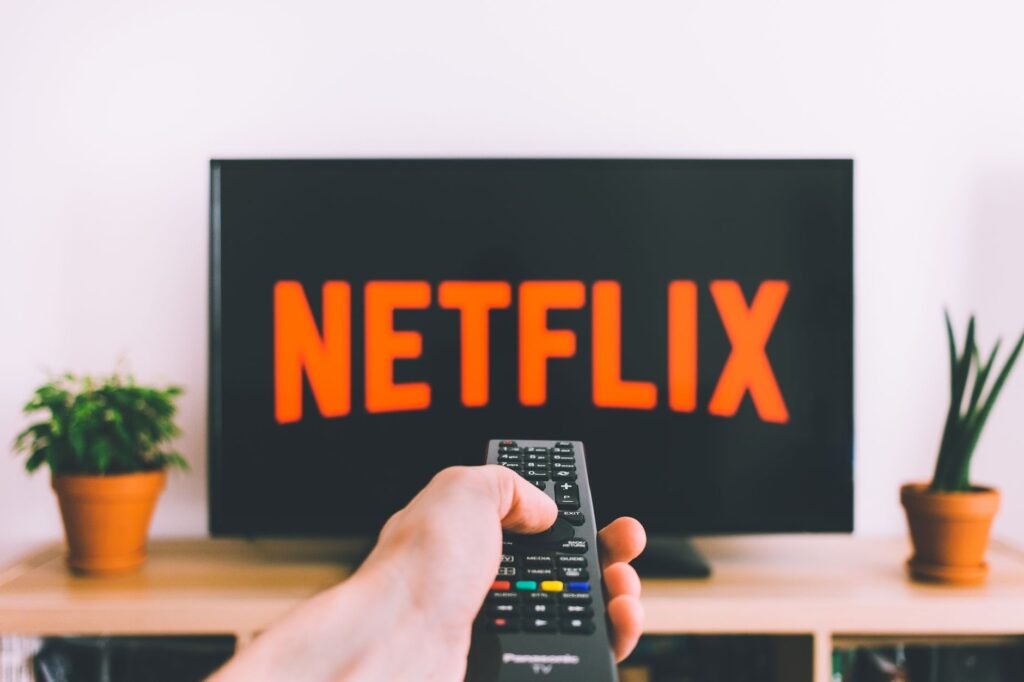 Netflix reajusta preços de planos no Brasil; valor do premium chega a R$ 71,90