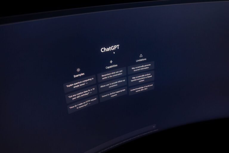 OpenAI vai limitar acesso de adolescentes a armas no ChatGPT