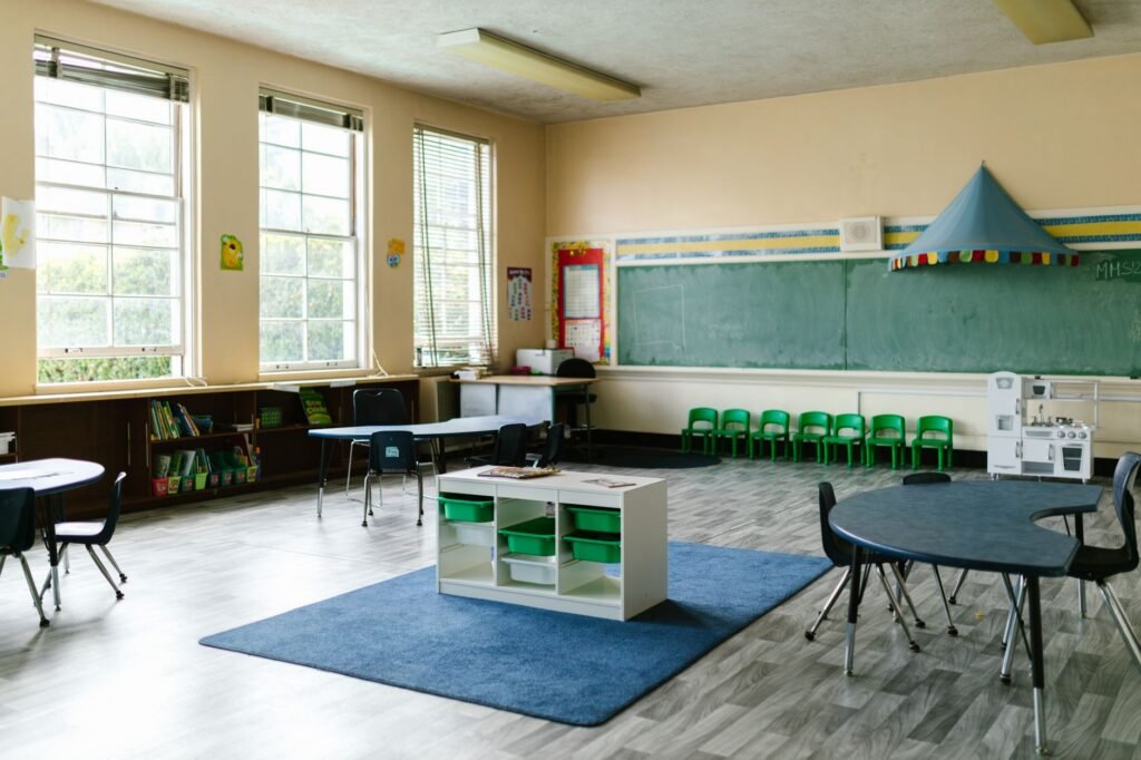 Porangaba suspende aulas em creche após surto de síndrome mão-pé-boca