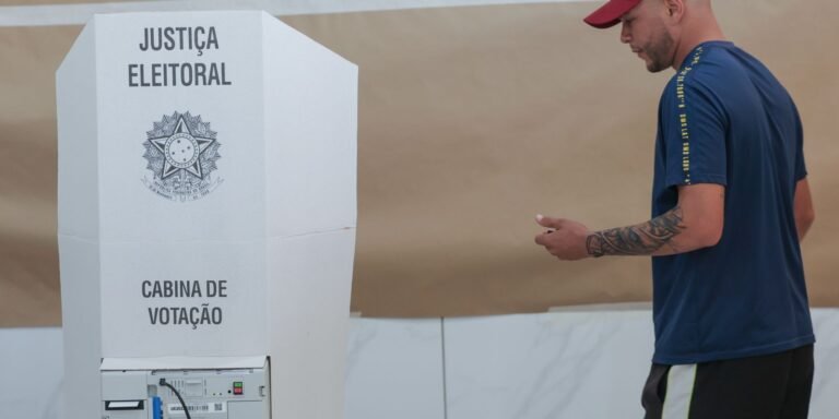 Prepare sua colinha para votar e evite erros na urna eletrônica