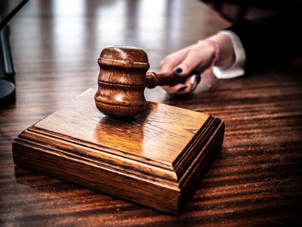 Projeto prevê até 8 anos de prisão para fraude por desconto indevido em folha
