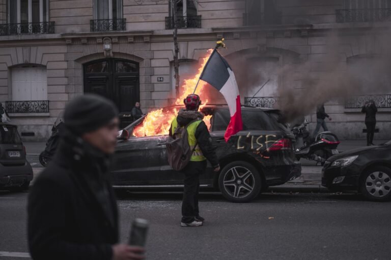 Protestos contra o aumento do custo de vida se espalham por diversos países da Europa
