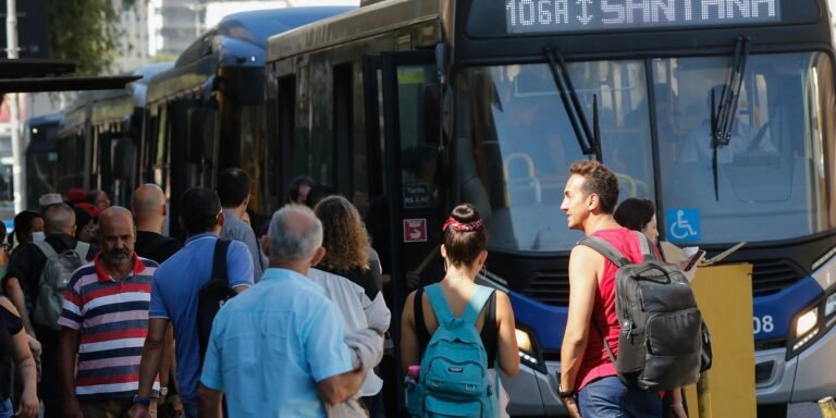PT notifica TRE-SP por falta de ônibus em São Paulo neste domingo