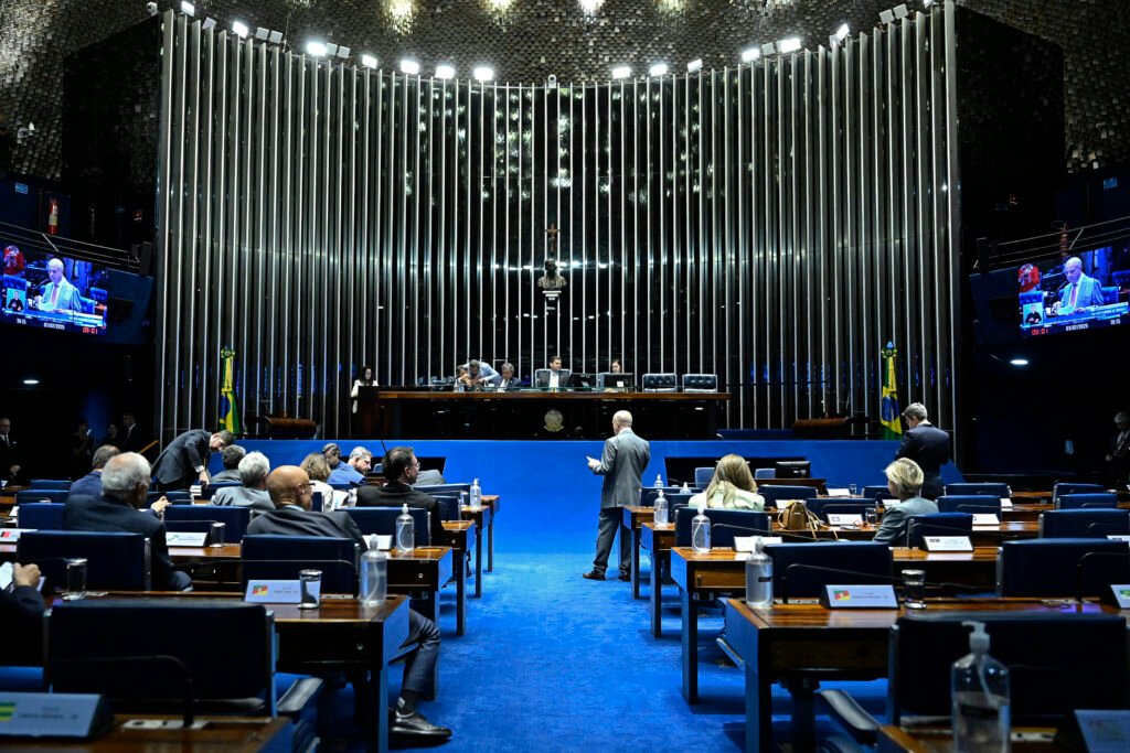 Senado analisa auxílio a produtores de cana e adicional de fronteira