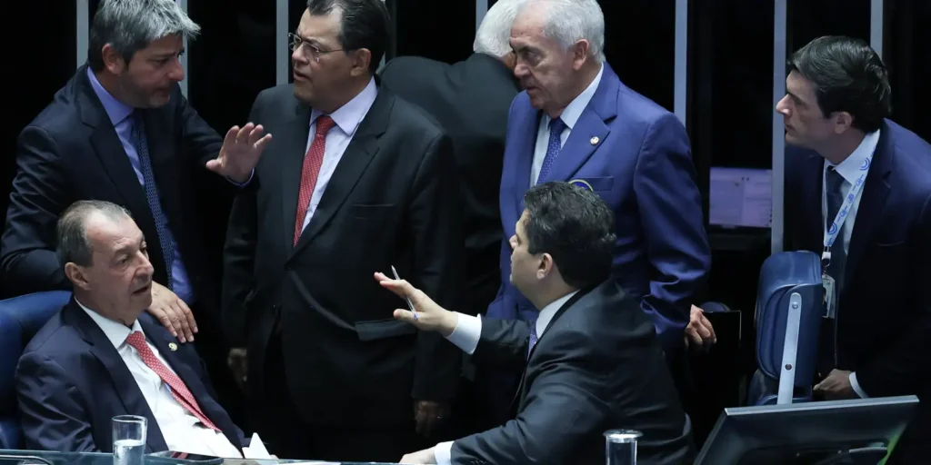 Senado aprova calendário especial para acelerar votação da PEC da Segurança