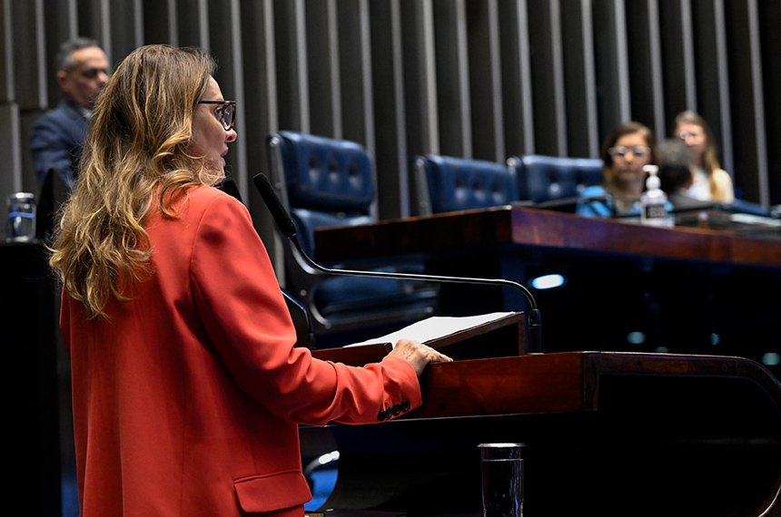 Senado aprova sessões especiais para homenagear cientistas e o Coral da Casa