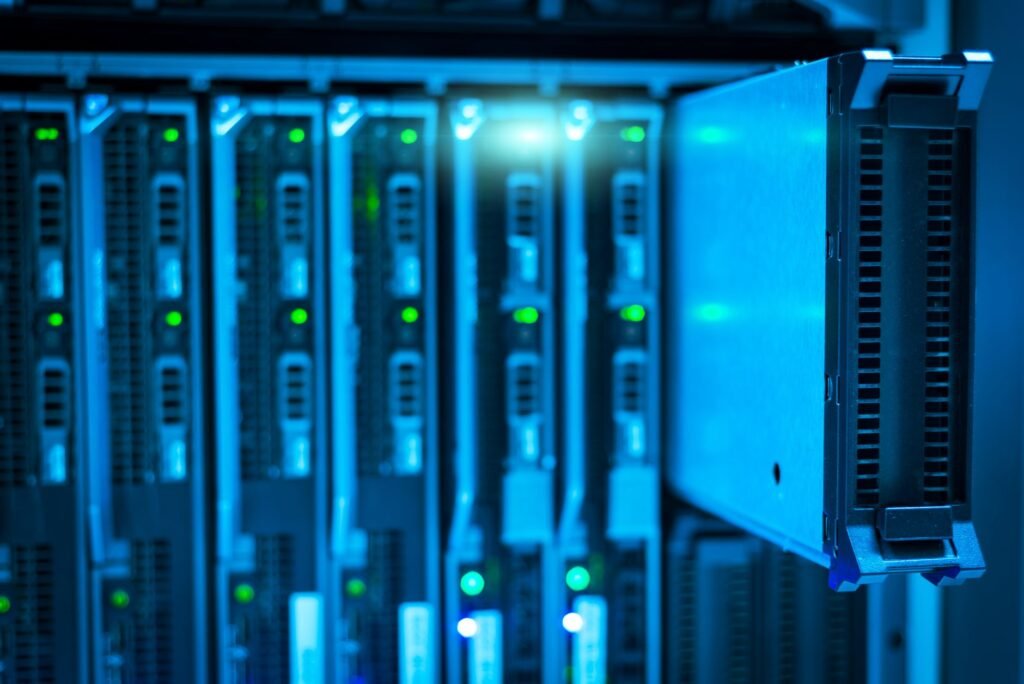 Setor de tecnologia busca expandir uso de IA e preparar empresas para reformas