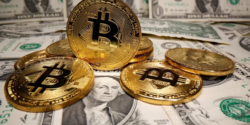 Site distribui criptomoedas em troca de posts de apoio a Flávio Bolsonaro