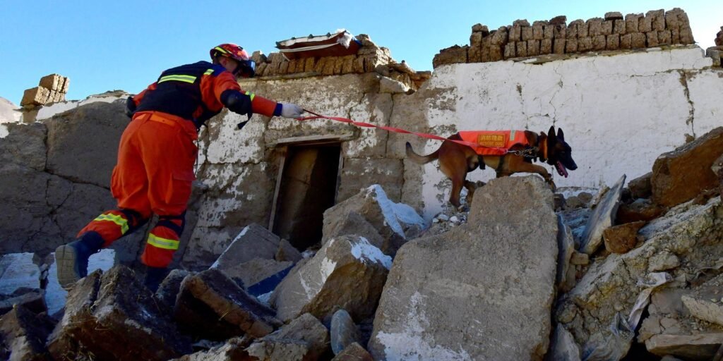 Terremoto de magnitude 7 no Tibete deixa pelo menos 16 mortos