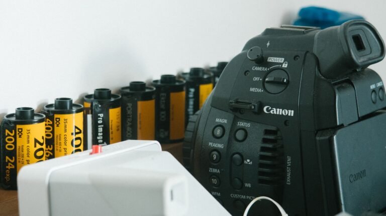 Testamos câmeras descartáveis analógicas para fotos estilo anos 90 em casamentos