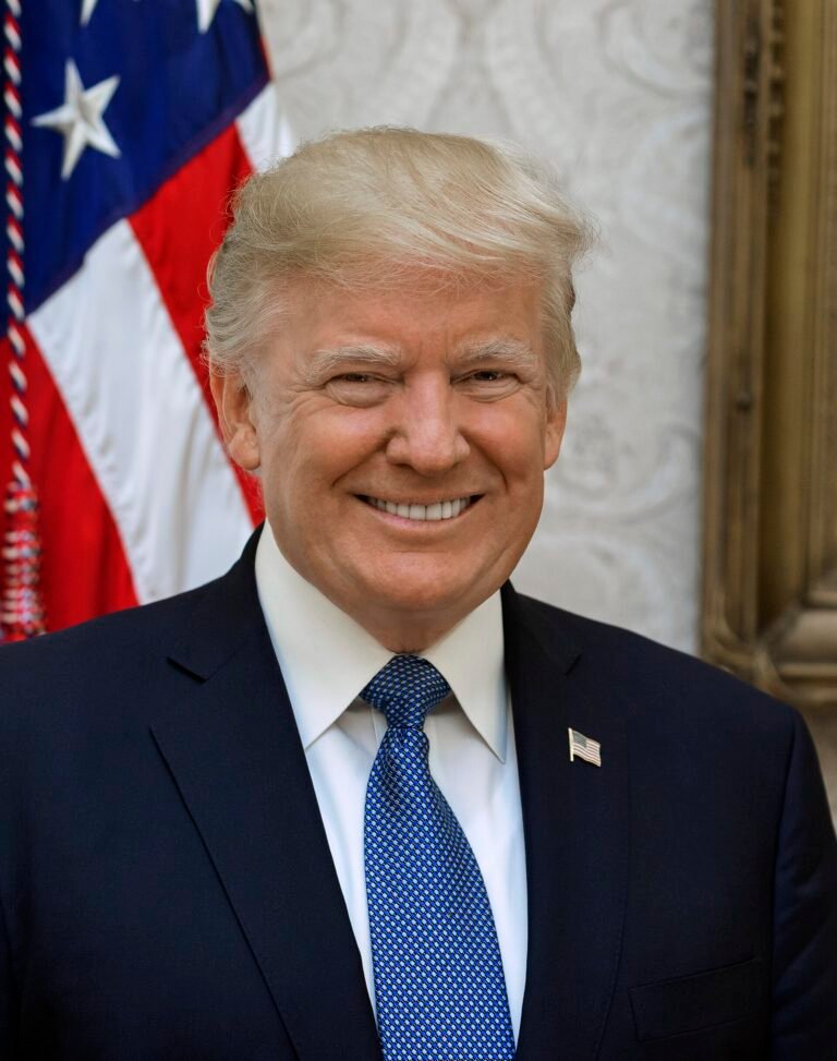 Trump suspende tarifas contra a Rússia e grandes compradores de energia